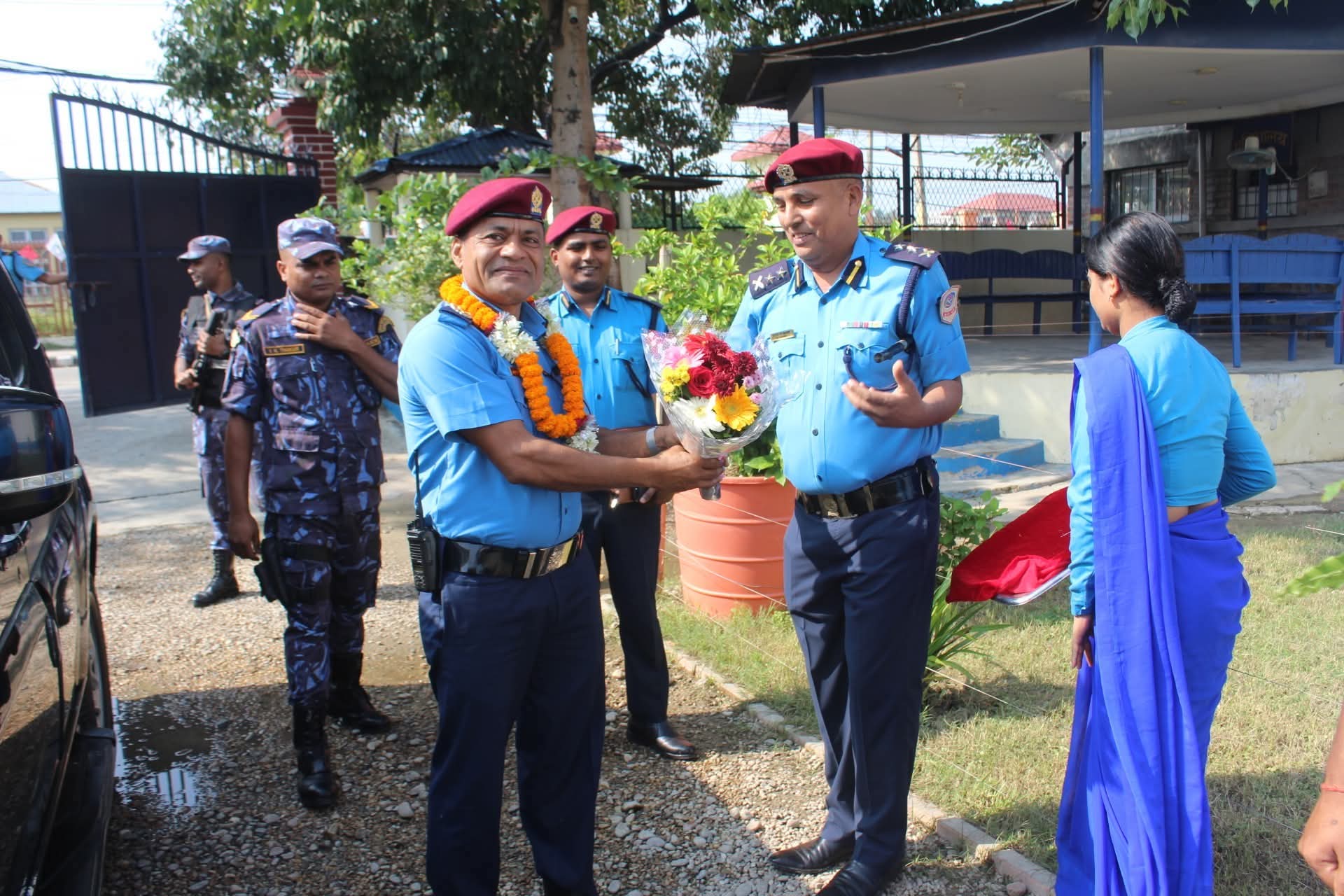 डिआइजी थपलियाद्वारा धनुषा प्रहरी कार्यालयको निरीक्षण, प्रहरीलाई निर्देशन
