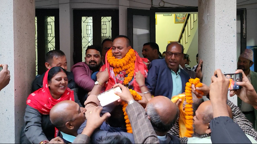 मुख्यमन्त्री कृष्णप्रसाद मंसिर २४ गते विश्वासको मत लिने